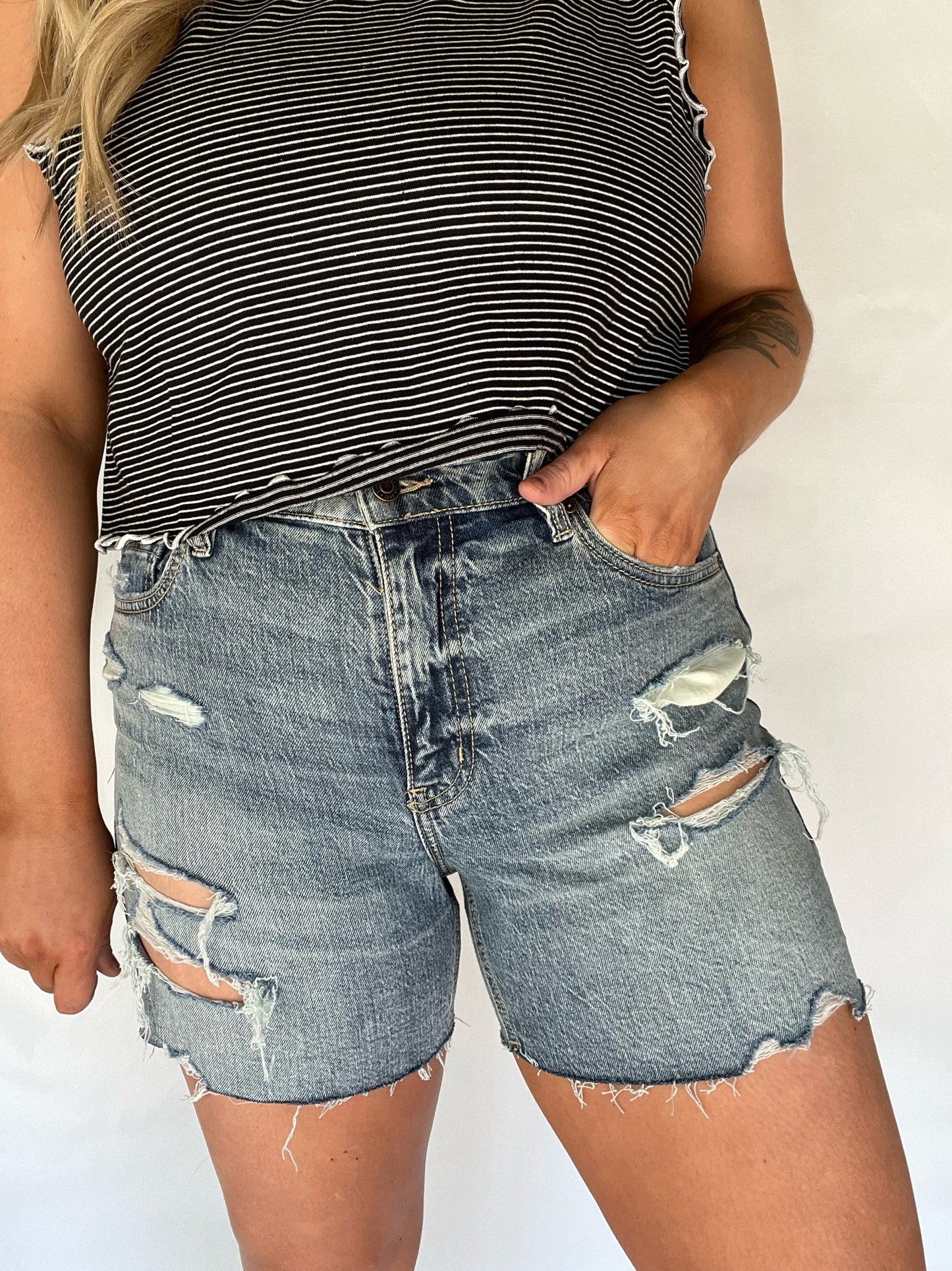 Tennessee Whisky Jean Short